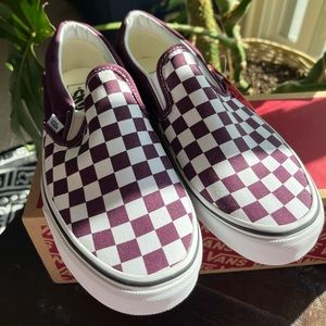 Women’s Vans sz 9 Checkered Grape